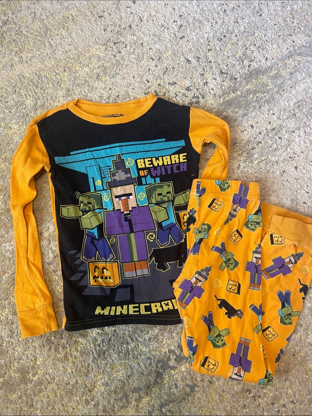 Minecraft Halloween pajamas set